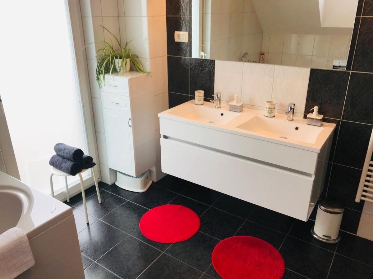 Spacious Family Home Near Bled - Modern & Cozy ラドヴリツァ エクステリア 写真