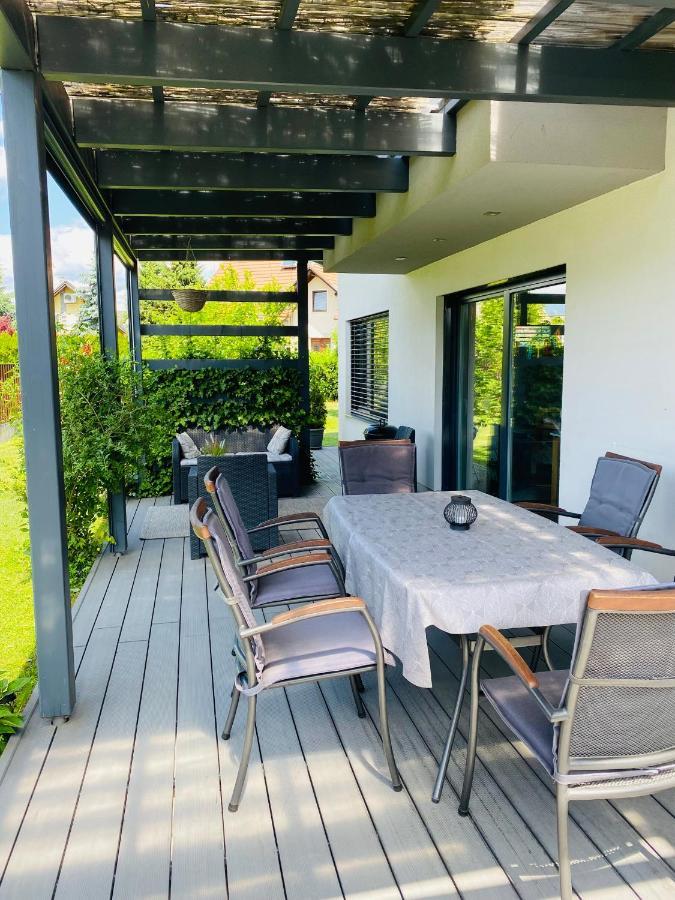 Spacious Family Home Near Bled - Modern & Cozy ラドヴリツァ エクステリア 写真