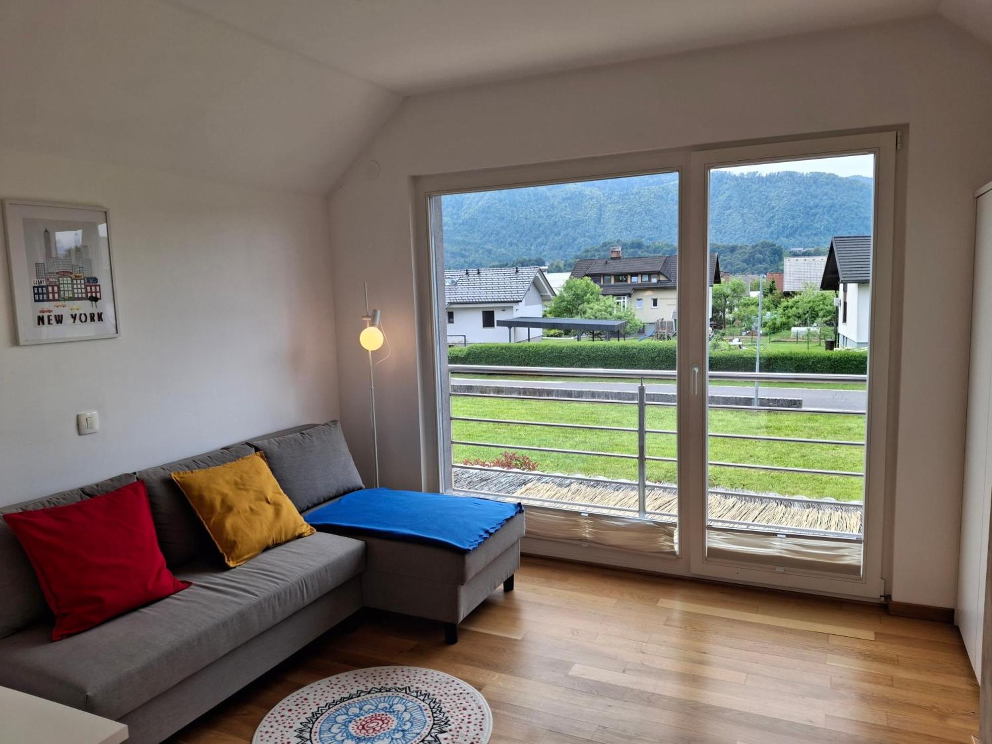 Spacious Family Home Near Bled - Modern & Cozy ラドヴリツァ エクステリア 写真