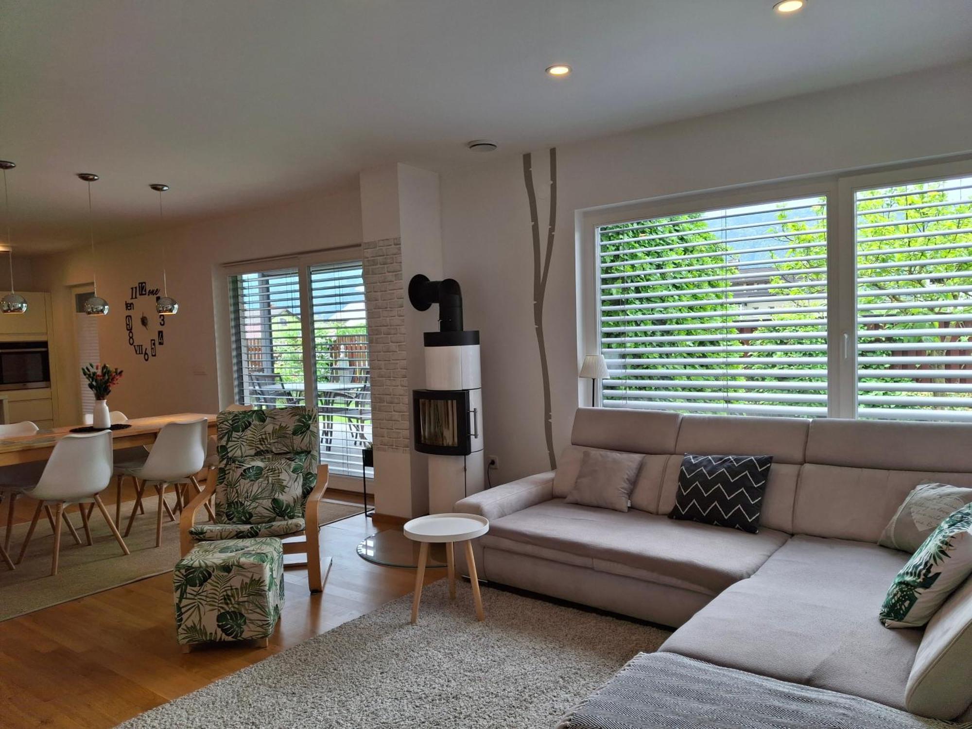 Spacious Family Home Near Bled - Modern & Cozy ラドヴリツァ エクステリア 写真