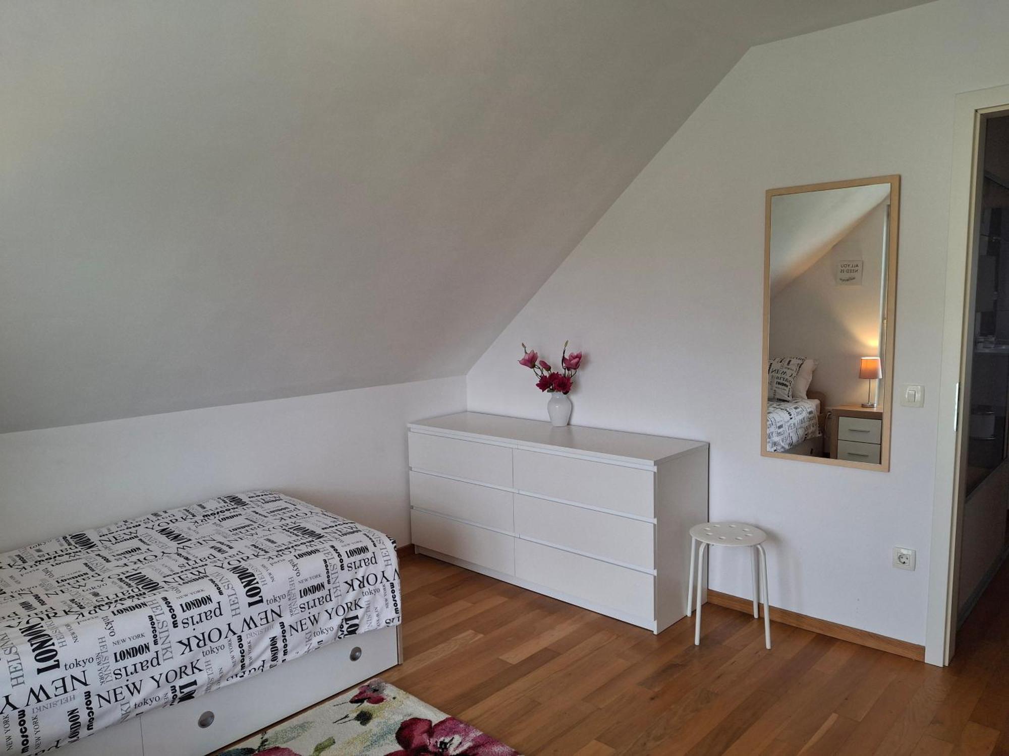 Spacious Family Home Near Bled - Modern & Cozy ラドヴリツァ エクステリア 写真